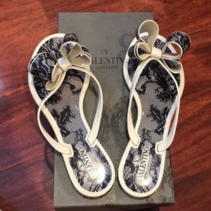 Valentino Garavani Bow Sandal Flip Flops
